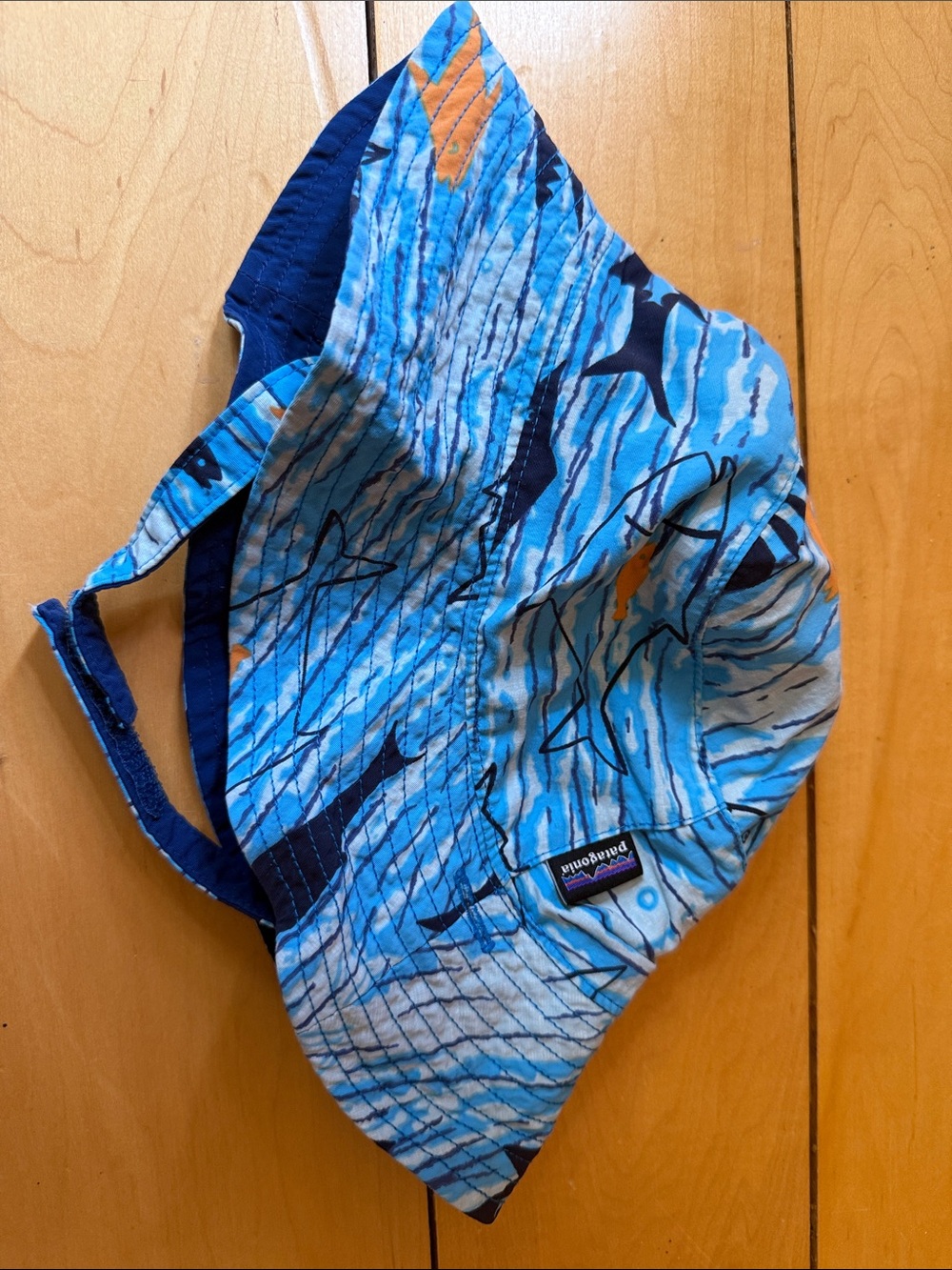 Patagonia Kids Blue and Orange Patterned Bucket Hat